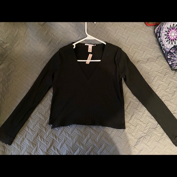 Black cross front shirt - Picture 1 of 4